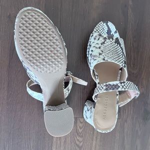 Aerosoles Women’s sandals